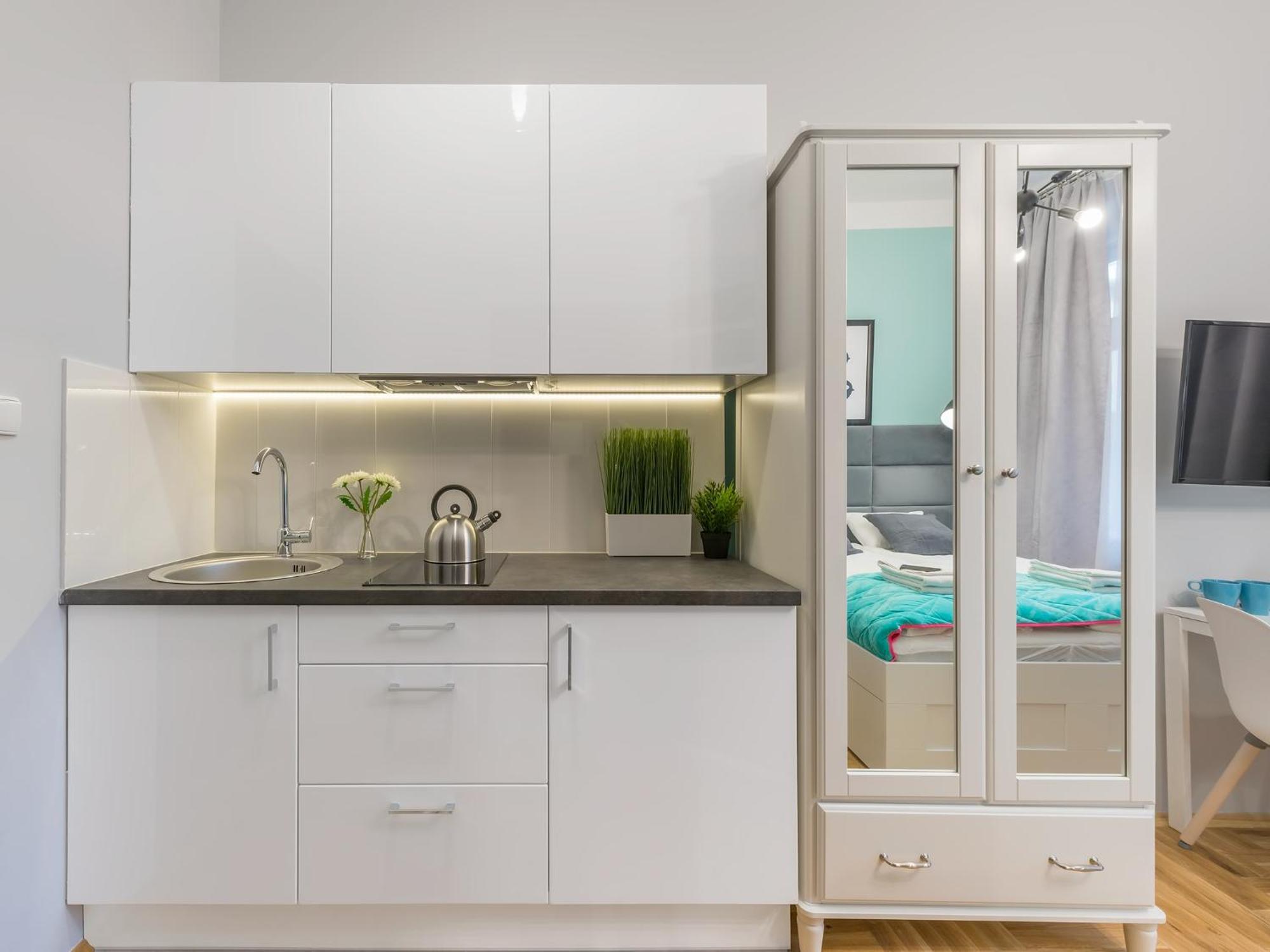 Centre Apartments-Old Town Краков Экстерьер фото