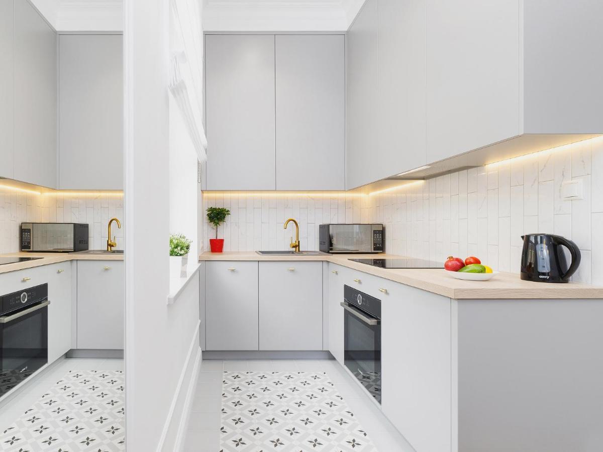 Centre Apartments-Old Town Краков Экстерьер фото